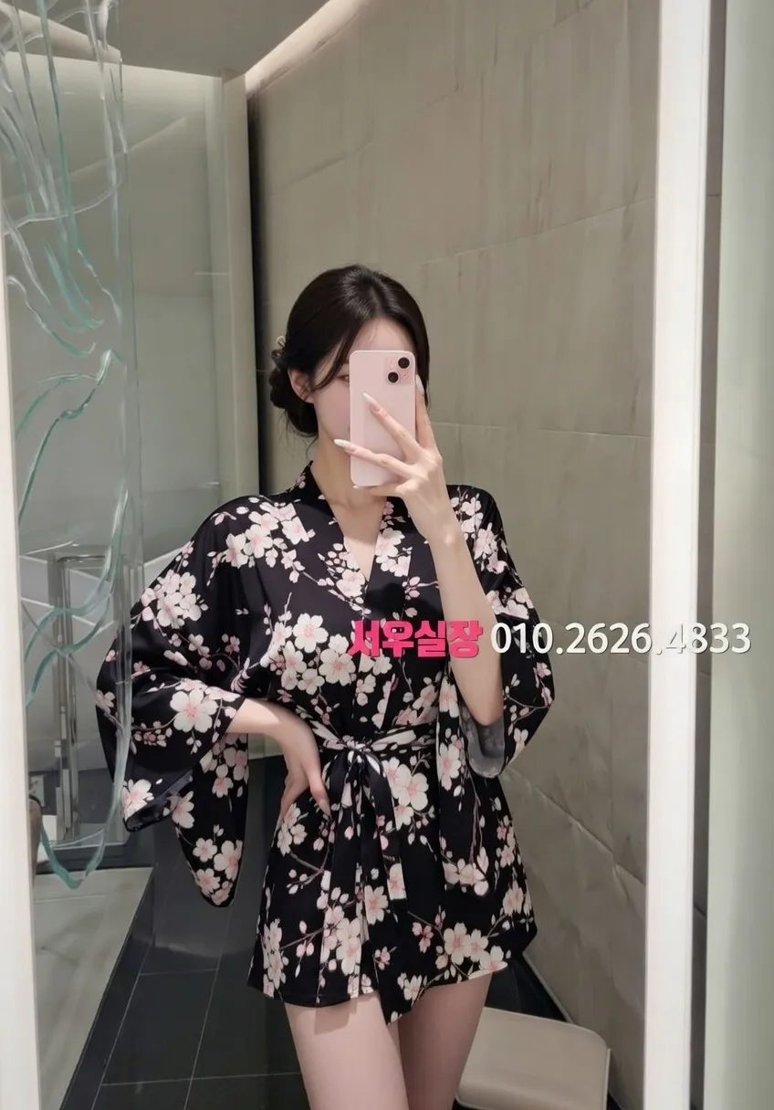 녹사평 다국적 프리미엄 라인업 31번 프로필