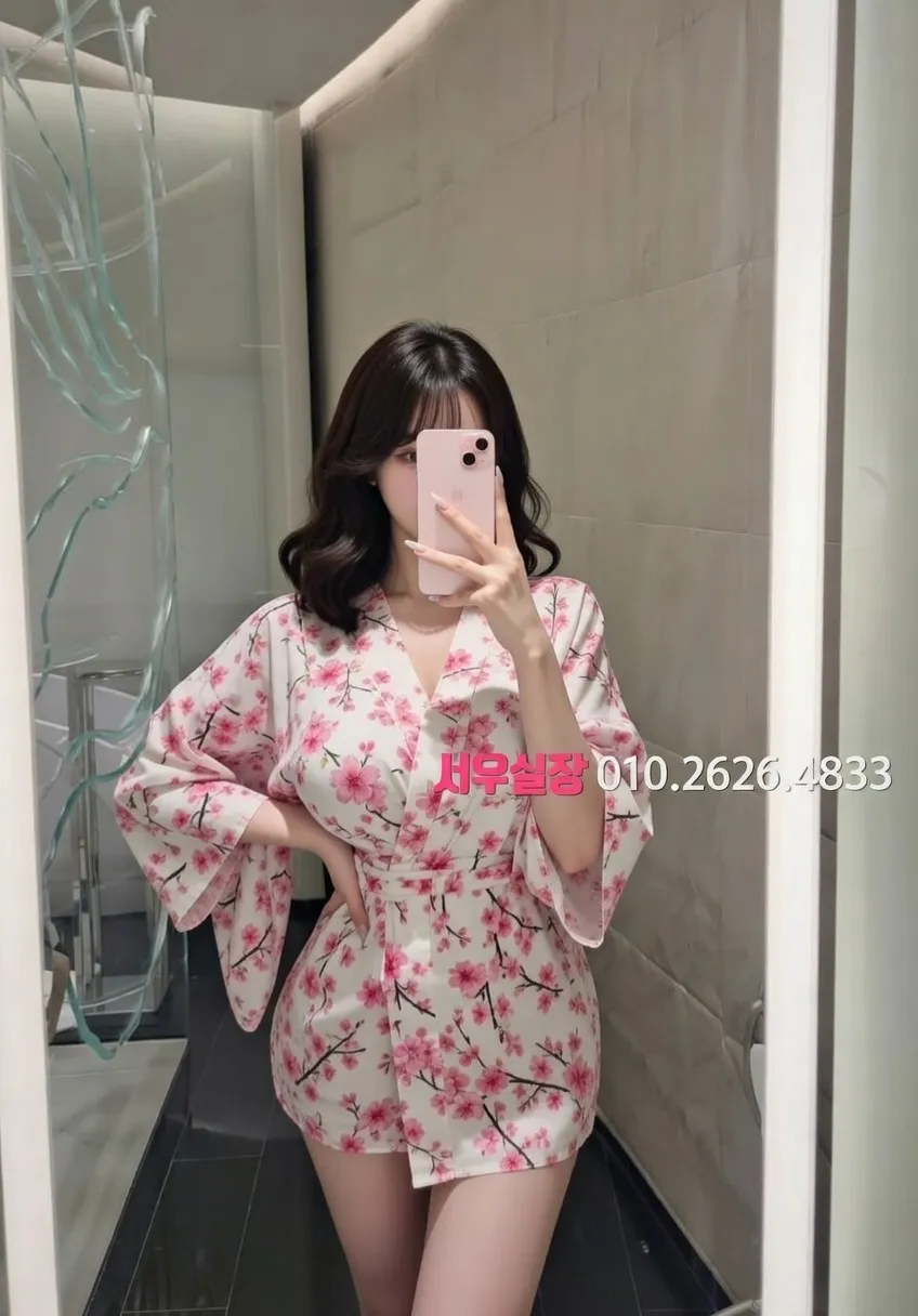 녹사평 다국적노래클럽 프리미엄 라인업 9번 프로필