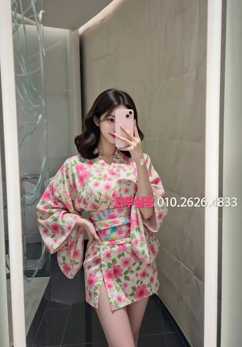 녹사평 쓰리노 프리미엄 라인업 28번 프로필