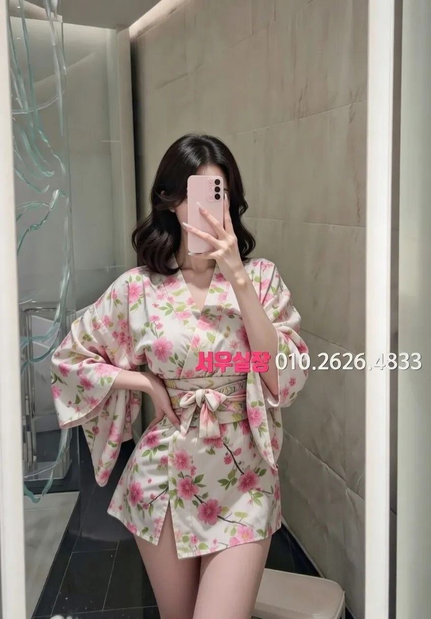 녹사평 쓰리노 프리미엄 라인업 20번 프로필